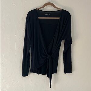 Abercrombie & Fitch Deep V-Neck Black Blouse